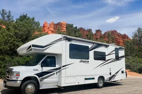 JJ’s Jayco RedHawk Class C