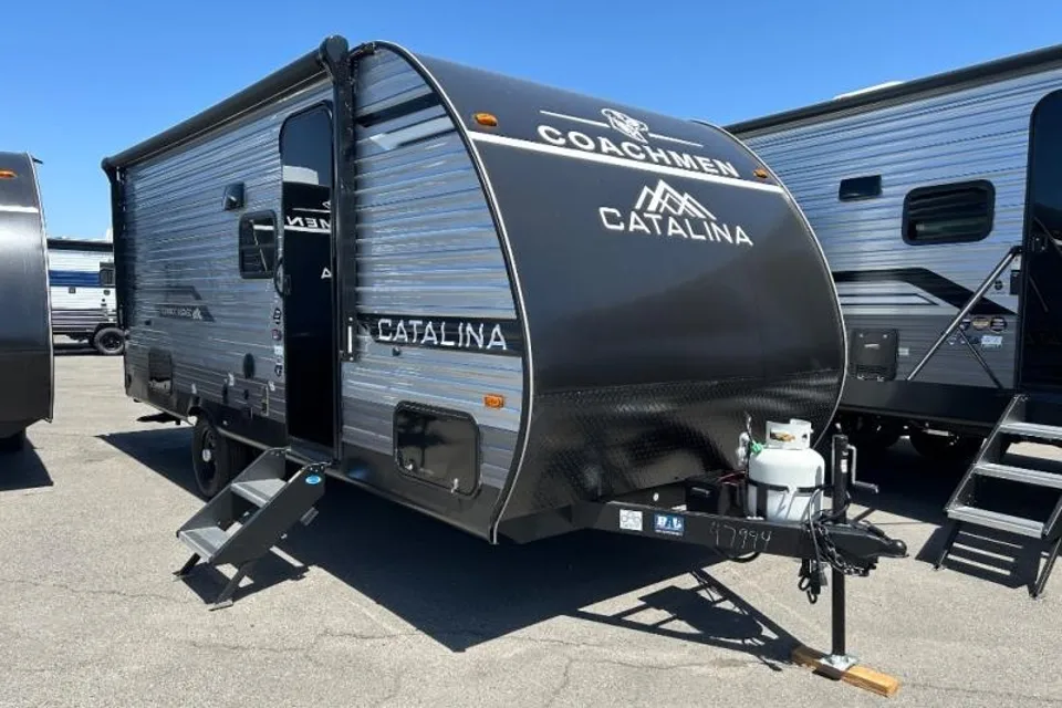 2026 Coachmen Summit Series 7 184BHSX Travel Trailer