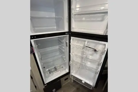 2026 Coachmen Summit Series 7 184BHSX Travel Trailer