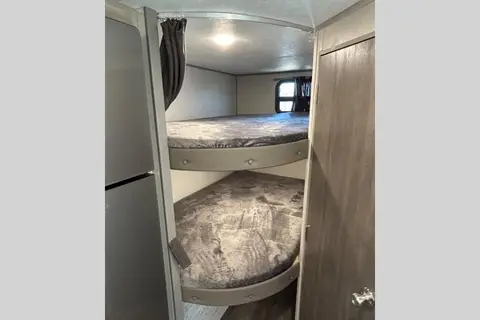 2026 Coachmen Summit Series 7 184BHSX Travel Trailer