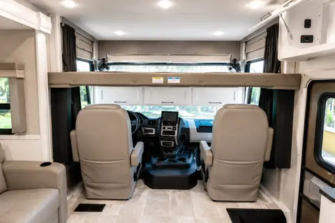 Luxury Coachmen Encore 355DS – Washer/Dryer • Sleeps 8