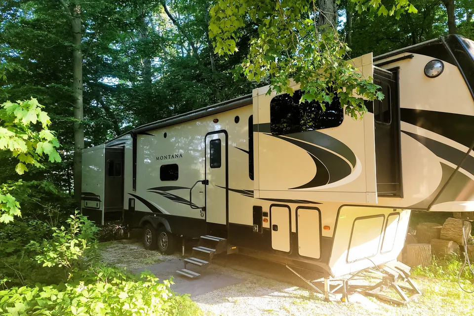 The Gypsea - Keystone Montana High Country 375FL Fifth Wheel