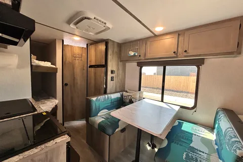 Barnett Bungalow II - 21BT Travel Trailer