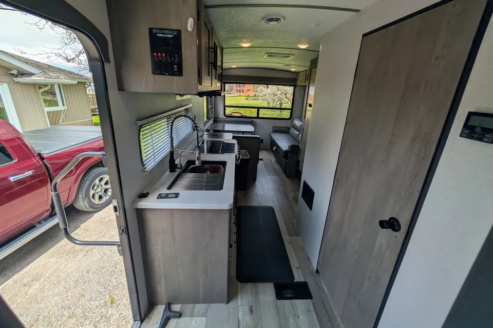 Clean and Complete Springdale 220RD Travel Trailer