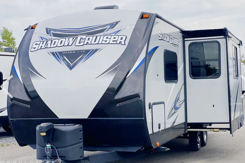 Joel's Shadow Cruiser 24BHS Travel Trailer