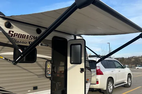 ⭐ Jing’s EasyTow Family View 181BH