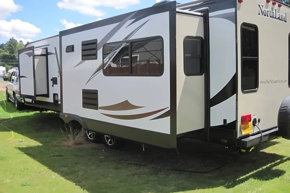 Bryan's Pacific Coachworks Northland Travel Trailer