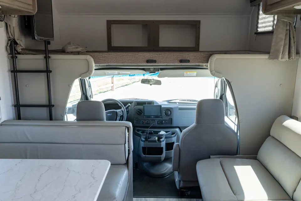 The Weekender! Great RV for Beginners 6280LE - 24652
