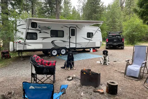 Randall's Outdoors RV 26F Back Country Travel Trailer