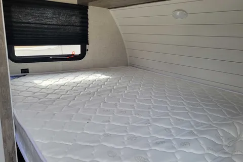 Jobit 's Forest River  EVO Travel Trailer