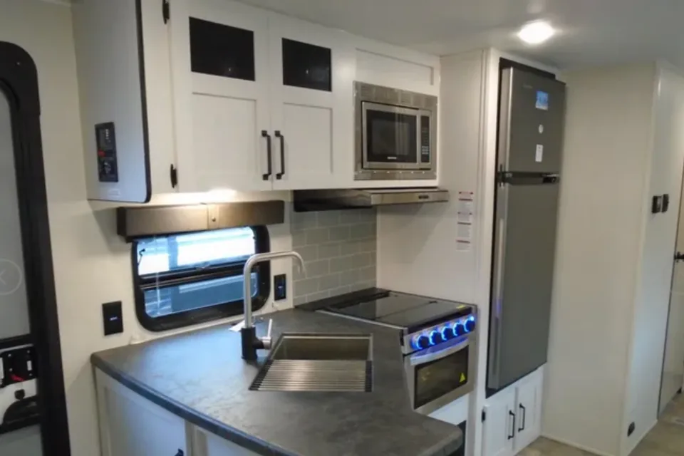 Your Next Adventure Starts with the Puma – Sleeps 10 | Outdoor Kitchen | Delivery Available
