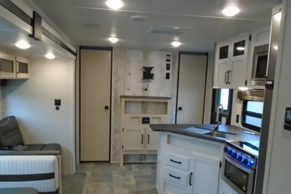 Your Next Adventure Starts with the Puma – Sleeps 10 | Outdoor Kitchen | Delivery Available
