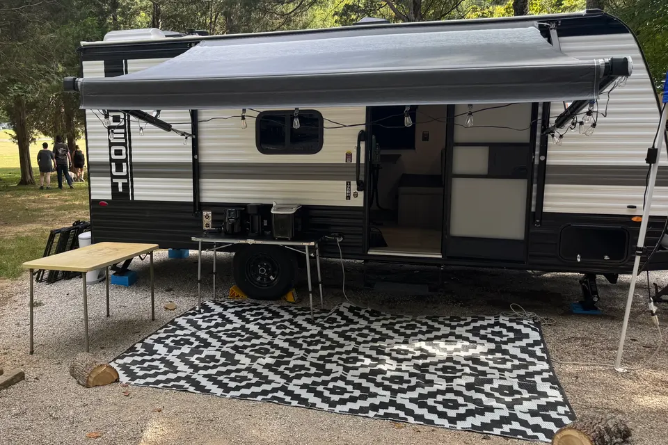 Fully Stocked Family Bunkhouse - Delivery & Setup Available