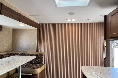 ⭐ Jing’s EasyTow Family Retreat 220BH