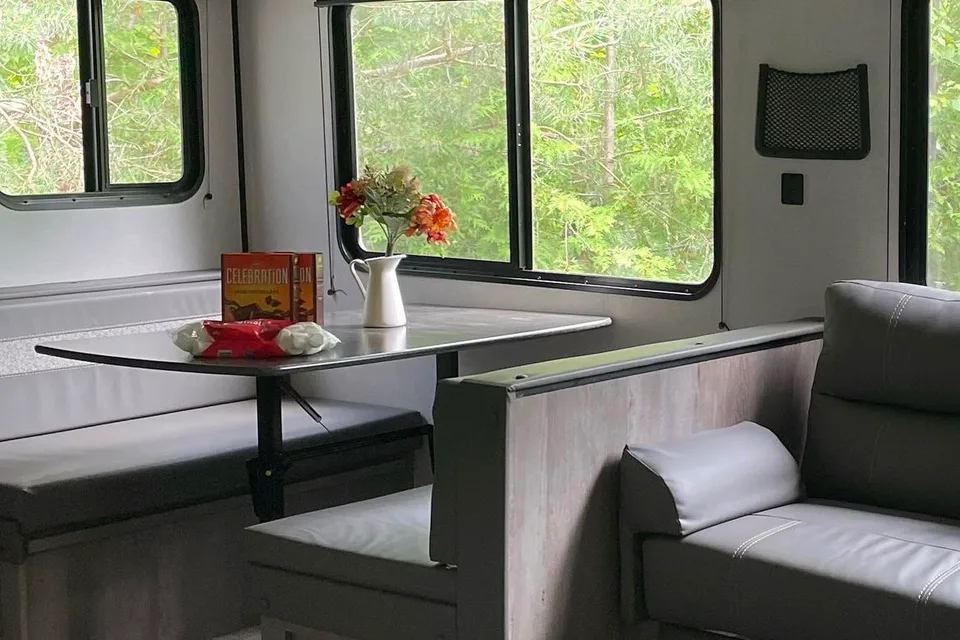 Keystone Springdale  298BH Travel Trailer