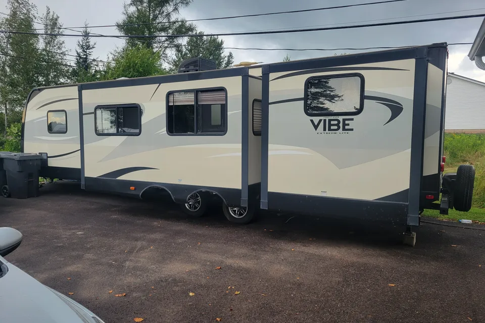 Forest River BHS312 Trailer