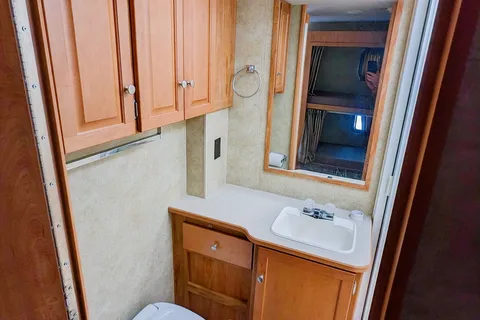 Winnebago Access 31J Classe C