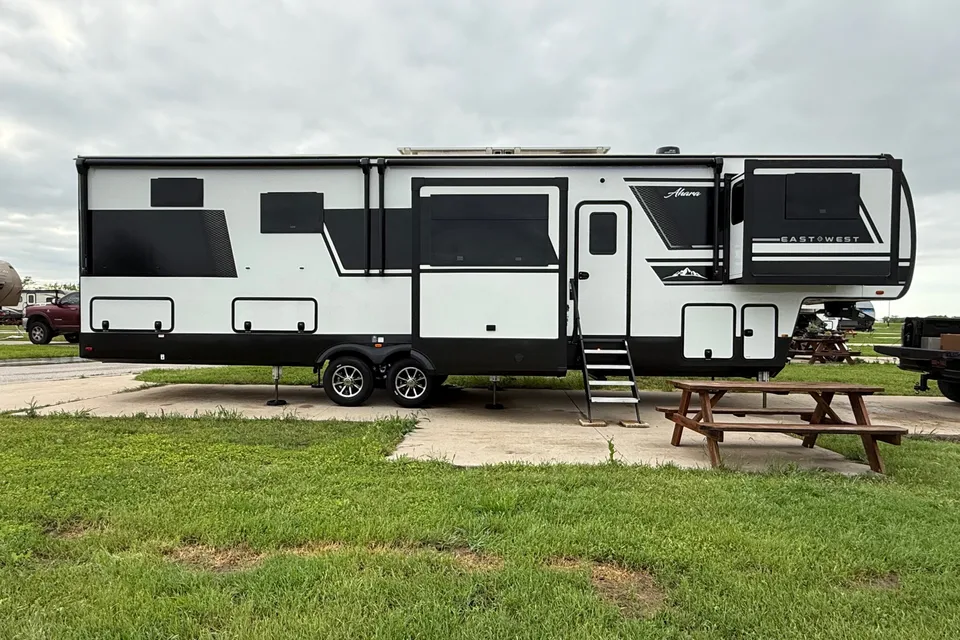 Okie Camper  RV Rentals