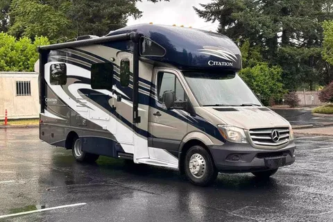  2016 Mercedes Thor Citation (Everythings Included)