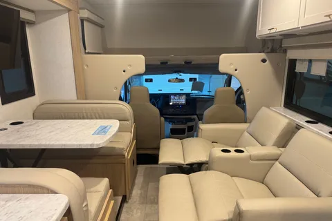 2026 Thor Chateau - Luxury | Smart home | Solar | Hitch ready