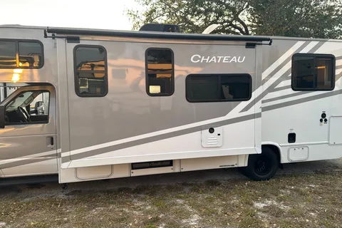 2026 Thor Chateau - Luxury | Smart home | Solar | Hitch ready