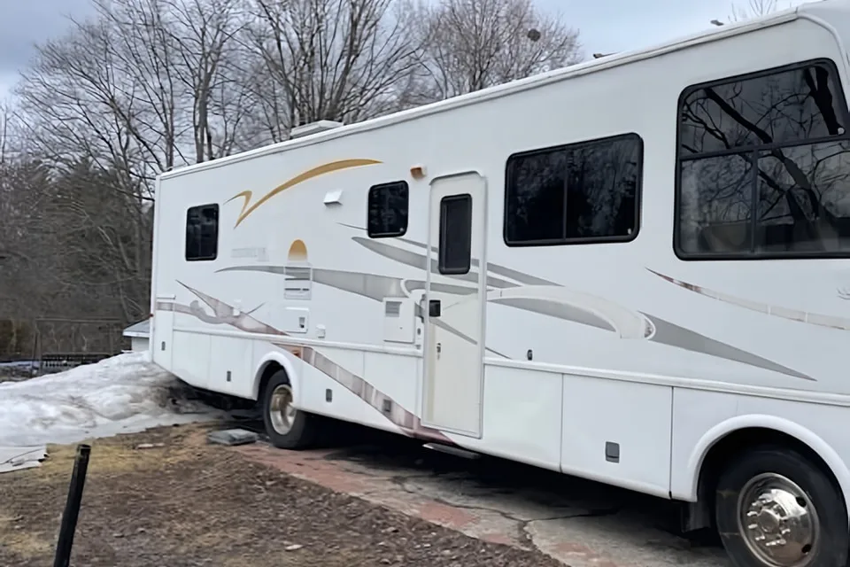 Louis's Damon Daybreak Class A