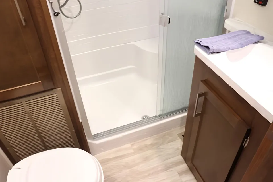 Executive luxury Crusader 29BB 5th WheeL