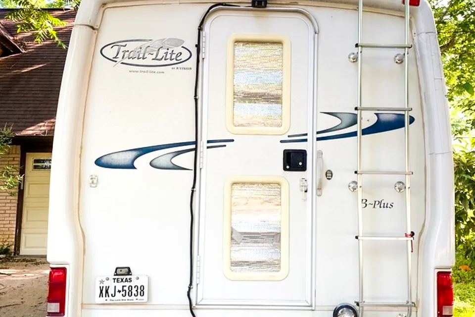 The Easy-to-Drive RV That Feels Like Home -- Cozy, Clean, and Fully Stocked
