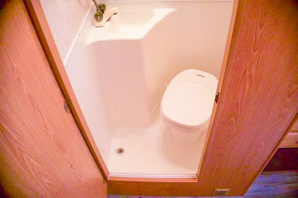 The Easy-to-Drive RV That Feels Like Home -- Cozy, Clean, and Fully Stocked