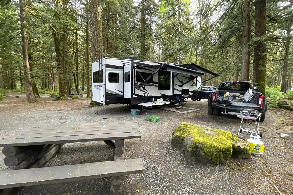 Sam's luxury Grand Design 337RLS Fifth Wheel
