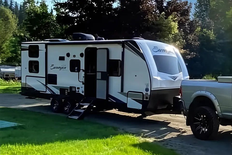Jocyln's Forest River Surveyor 2 (2021) Travel Trailer