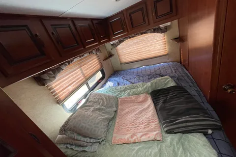 Jacob's Forest River 2450cd Class C