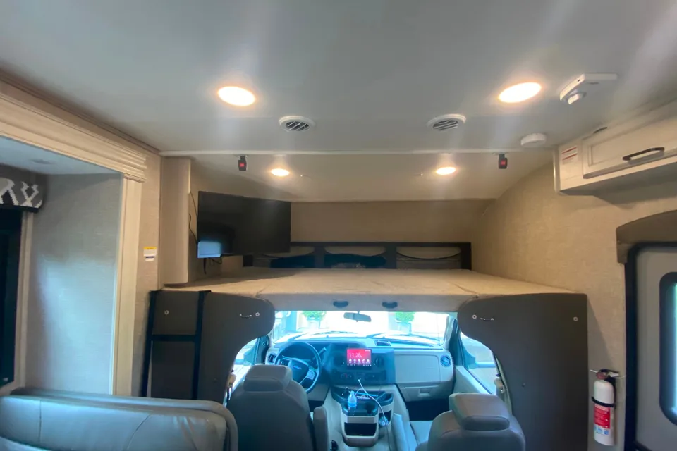 Jayco Redhawk 31F Class C - experienced driver-30 day minimum