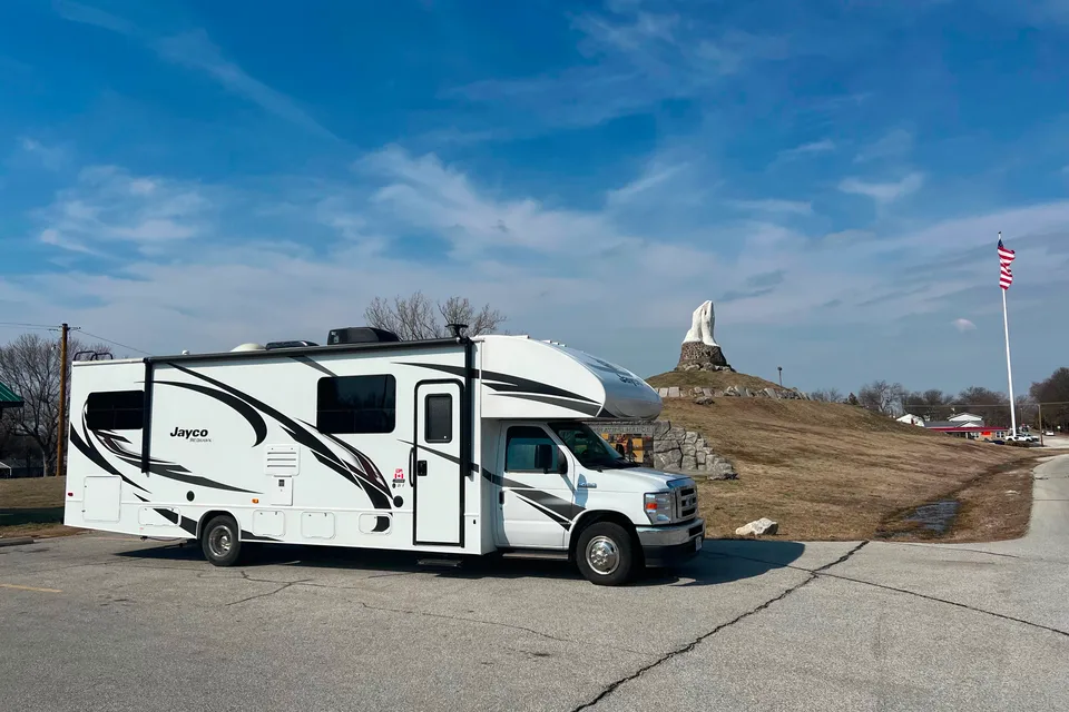 Jayco Redhawk 31F Class C - experienced driver-30 day minimum