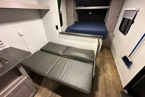 Sleeps 9 - 2022 Heartland Travel Trailer