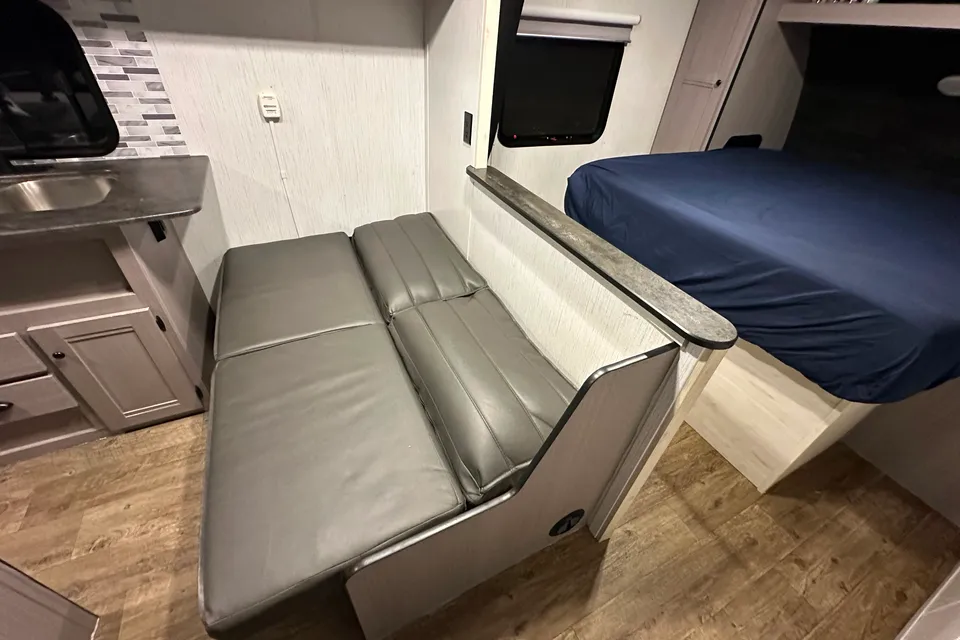 Sleeps 9 - 2022 Heartland Travel Trailer