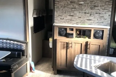Tim's Avenger 24BHS Travel Trailer