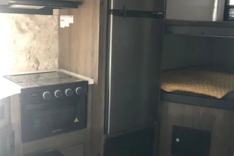 Tim's Avenger 24BHS Travel Trailer
