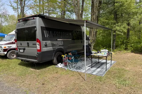 Van-Escapades 25-003 - Promaster 4 places
