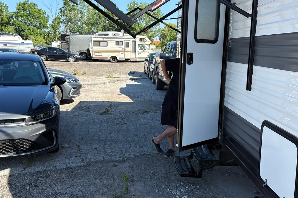 FAMILY Grand River 25BH Travel Trailer