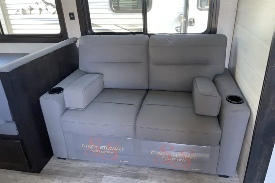 CHRIS's Jayco JAY FLIGHT 267BHSW Travel Trailer