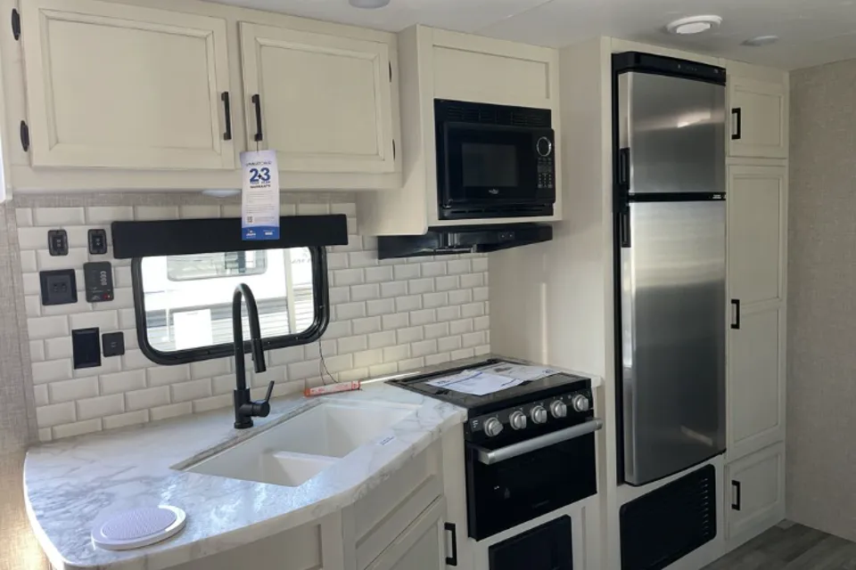 CHRIS's Jayco JAY FLIGHT 267BHSW Travel Trailer