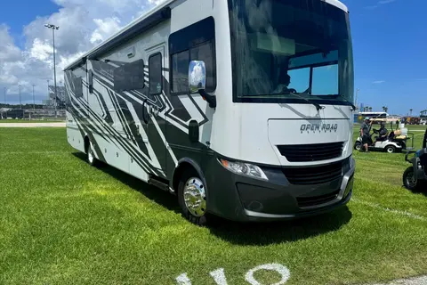 2025 Tiffin Allegro 36UA • Bunks + King • Free Starlink • Delivery