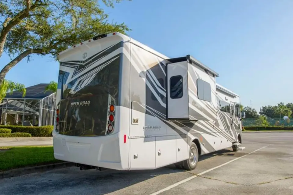 2025 Tiffin Allegro 36UA • Bunks + King • Free Starlink • Delivery