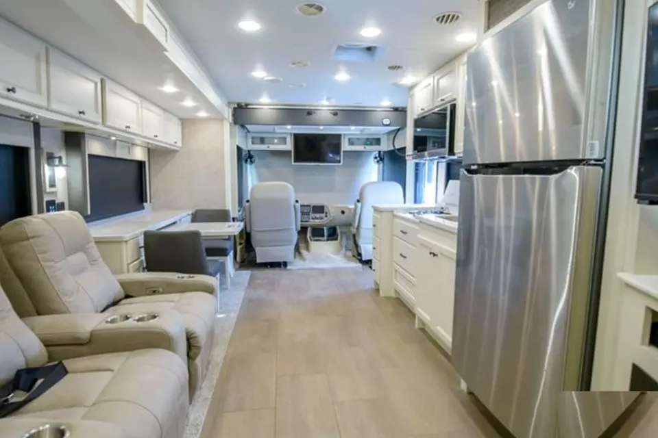 2025 Tiffin Allegro 36UA • Bunks + King • Free Starlink • Delivery