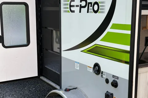 Flagstaff E-Pro Micro Trailer