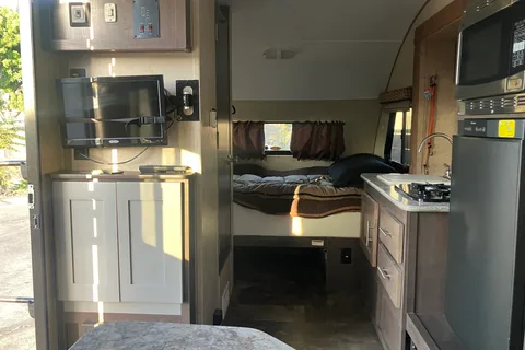 Tom's Forest River R-pod