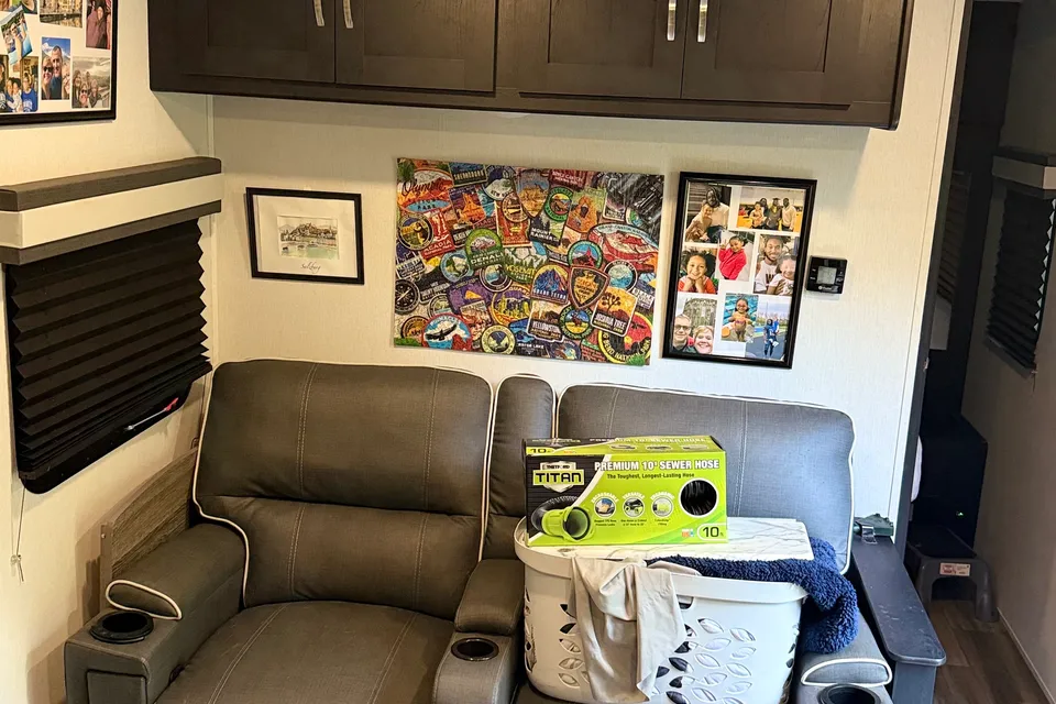 Eric's Freedom Express 252RBS Travel Trailer