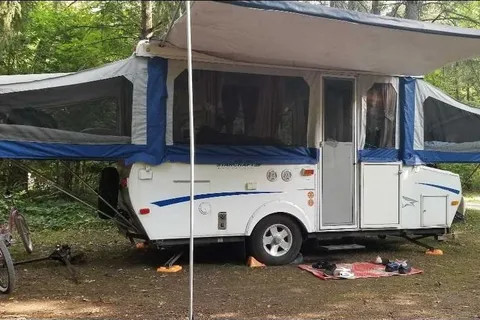 STARCRAFT CENTENNIAL POP UP TRAILER