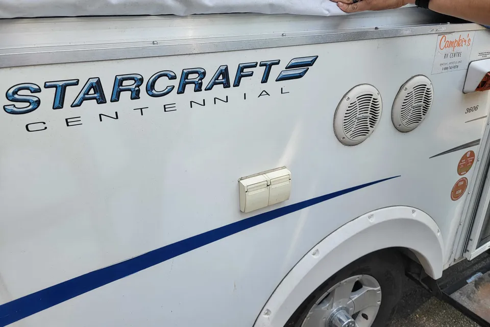 STARCRAFT CENTENNIAL POP UP TRAILER